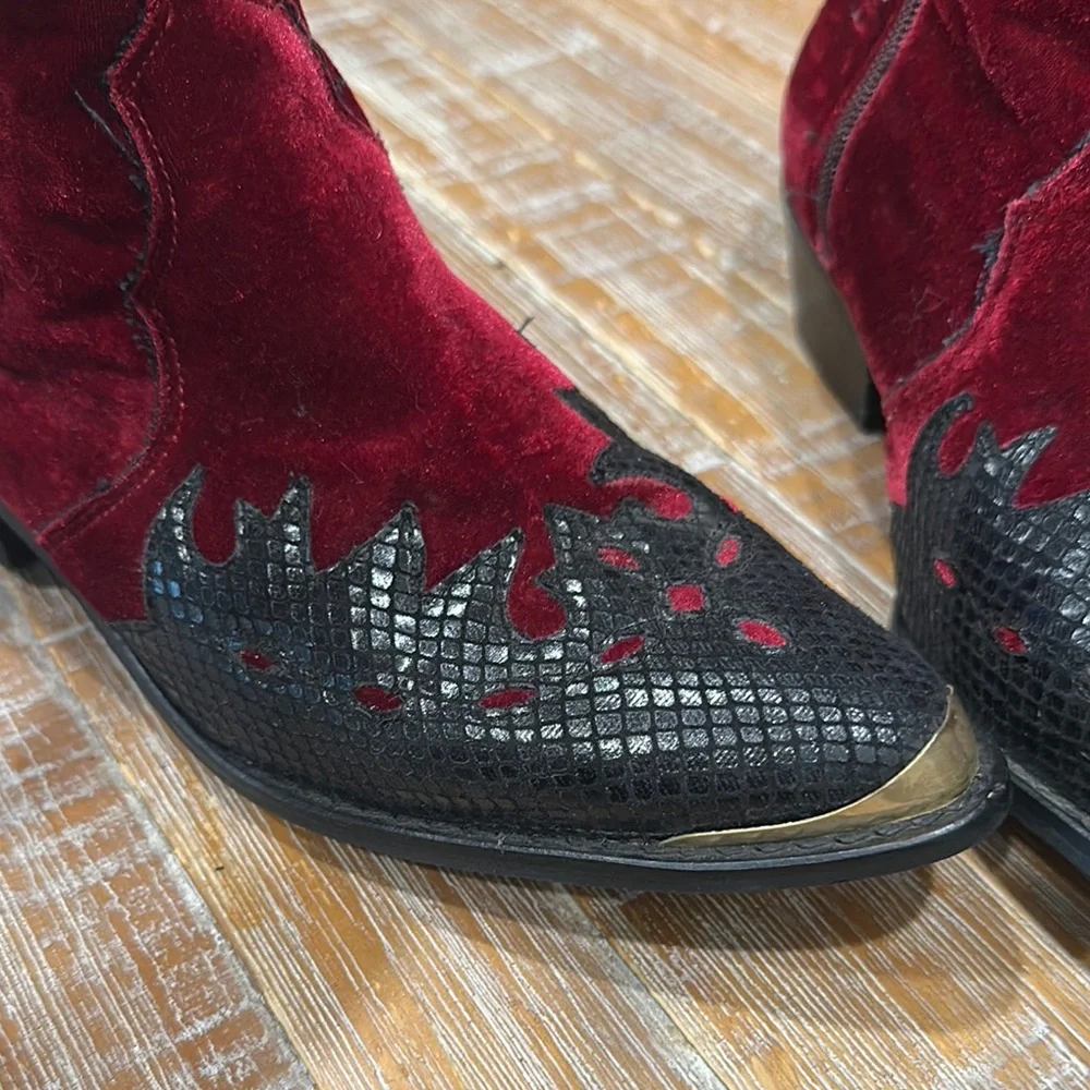 Topshop cowboy Red and Black Western Ankle Boots size 8.5 - Picture 4 of 6